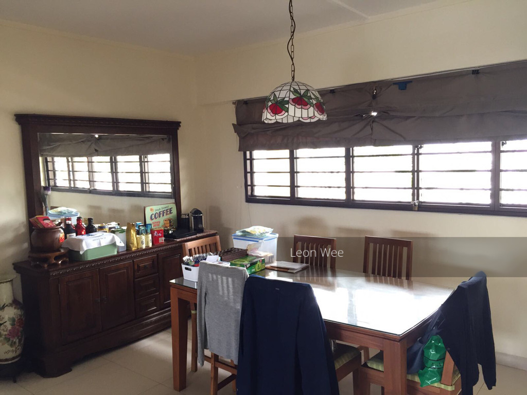 Serangoon Avenue 2 thumbnail photo